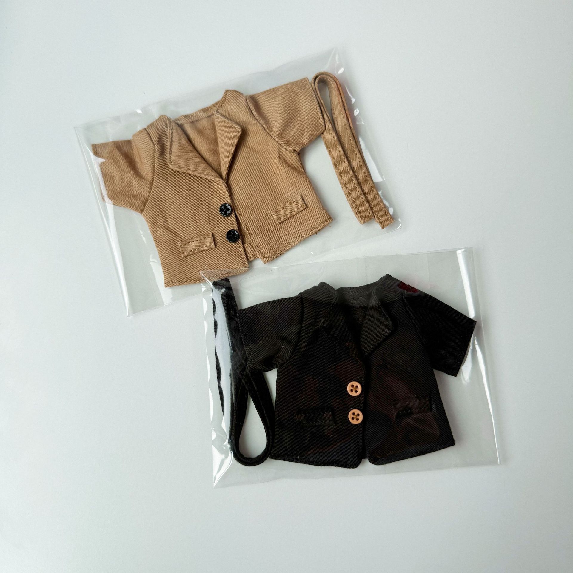 New Labubu Vintage Trench Coat - Vintage Fashion Stores recension och pris