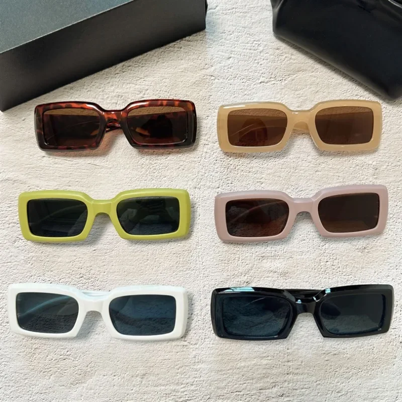 New Small Rectangular Women's  - Vintage Outdoor Fashion recension och pris