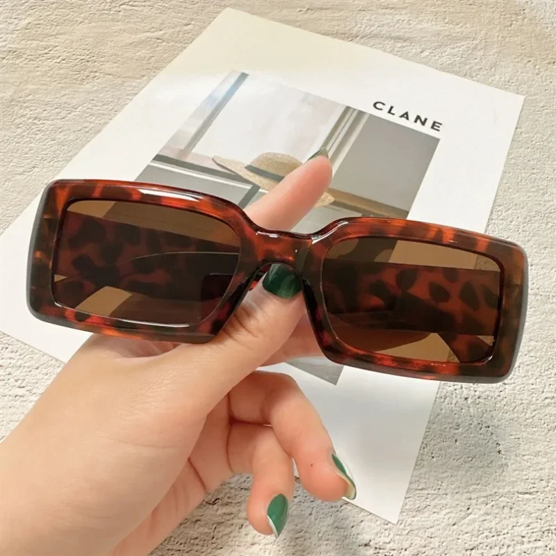 New Small Rectangular Women's  - Vintage Outdoor Fashion recension och pris