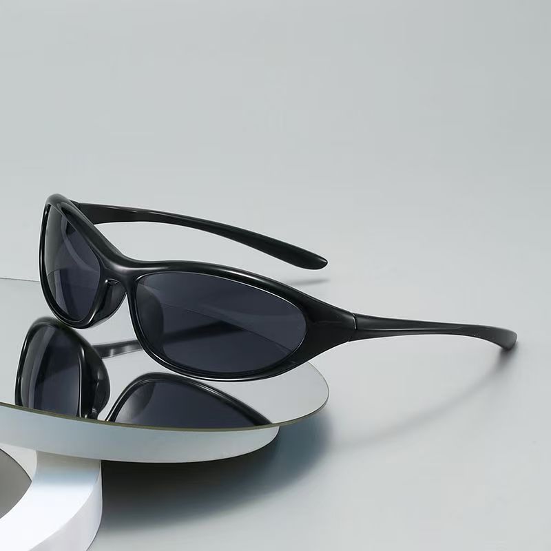 Y2K Punk Sports Sunglasses for - Vintage Fashion Enthusiasts recension och pris