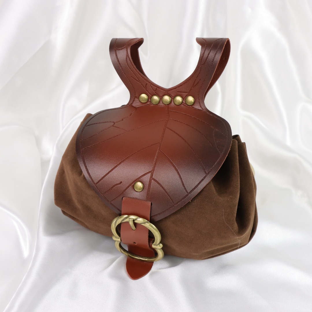 Halloween Medieval Leaf Shape  - Vintage Fashion Dresses recension och pris