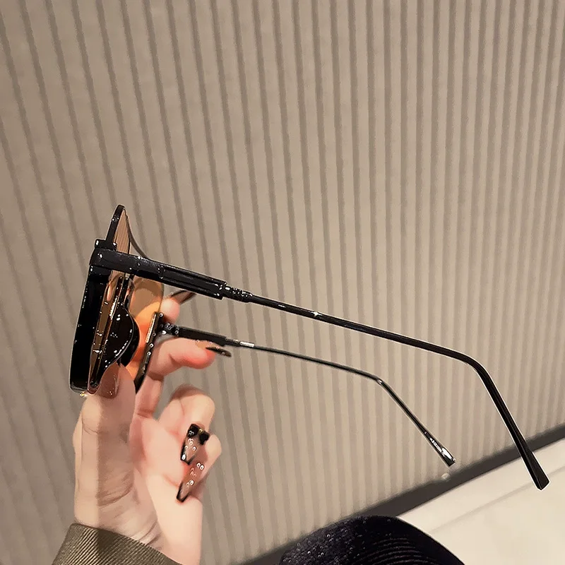 New Vintage Oversized Sunglass - Vintage Fashion Enthusiasts recension och pris